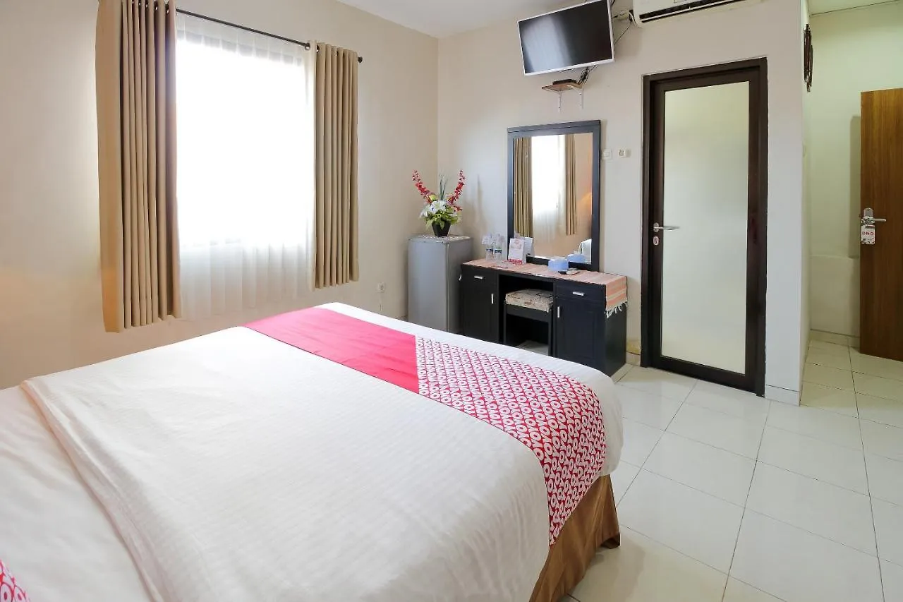 Oyo 734 Tuban Torres Accomodation Hotel Kuta