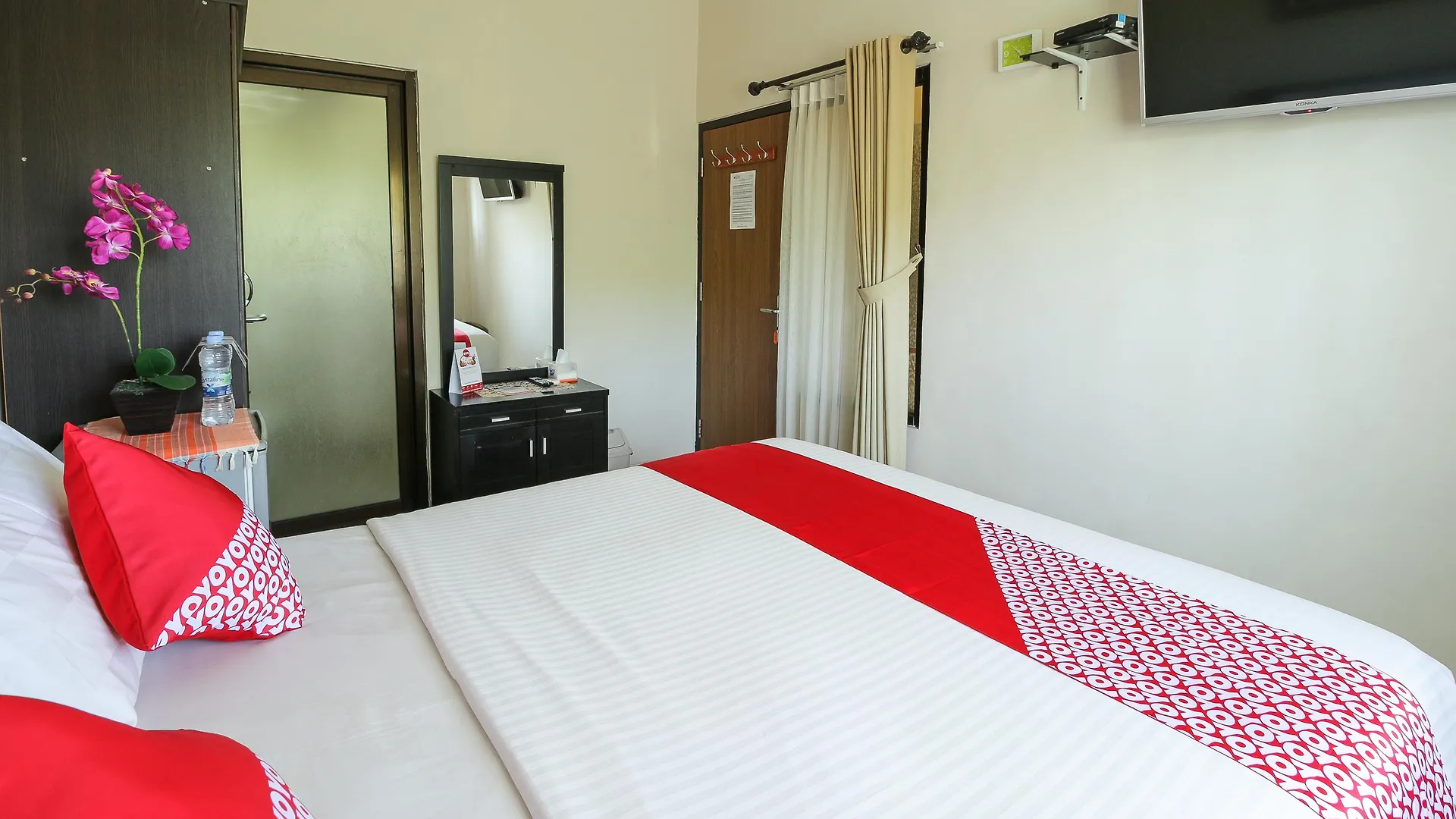 Oyo 734 Tuban Torres Accomodation Hotel Kuta  3*, Kuta (Bali)